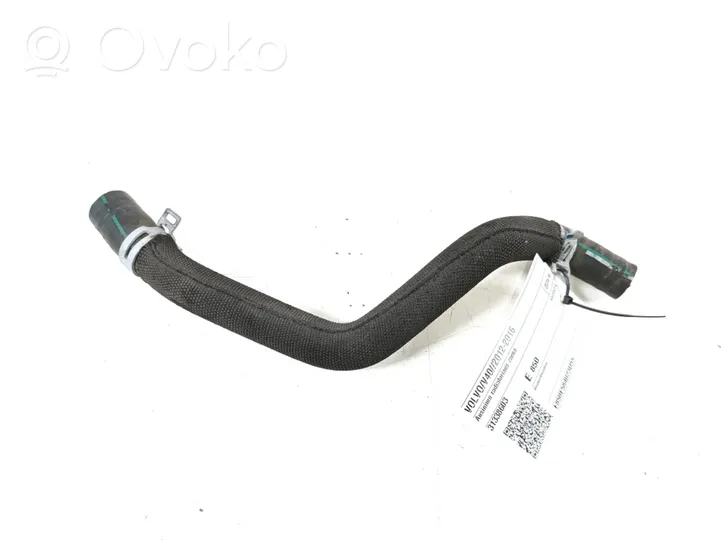 Volvo V40 Tubo flessibile del liquido di raffreddamento del motore 31338603