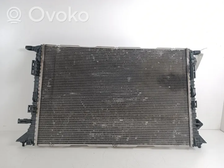 Audi A5 8T 8F Radiateur de refroidissement 8K0121251