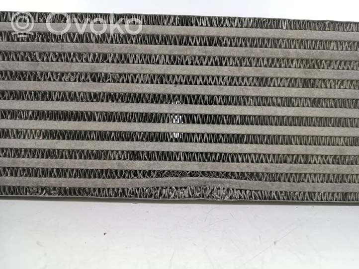 Audi A4 S4 B9 Chłodnica powietrza doładowującego / Intercooler 8K0145805P