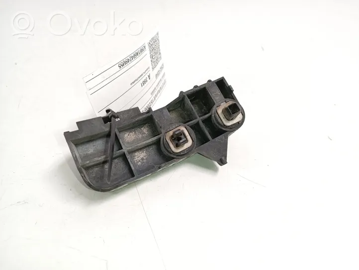 Toyota Auris 150 Uchwyt / Mocowanie zderzaka tylnego 52562-02040