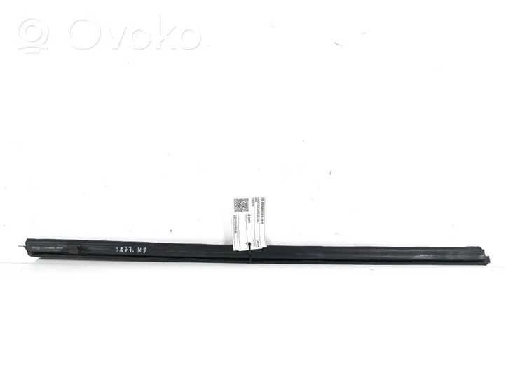 Volvo S60 Front door trim bar 31335770