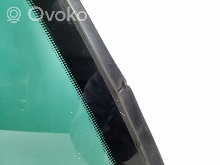 Volkswagen Touareg I Rear side window/glass 7L6845297