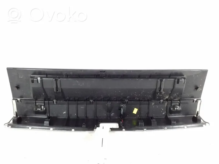 Audi Q3 8U Trunk/boot sill cover protection 8U0864483M