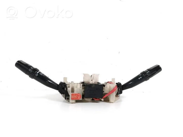 Lexus LX 470 Interruptor/palanca de limpiador de luz de giro 84310-6A590