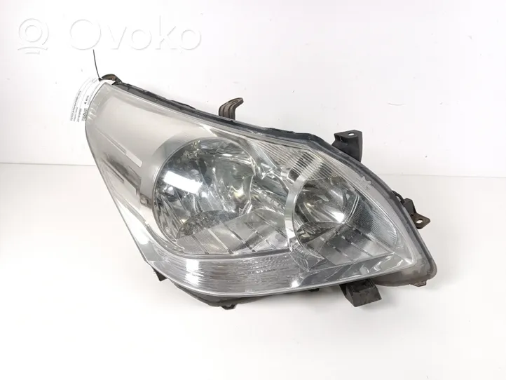 Toyota Verso Phare frontale 81110-0F090