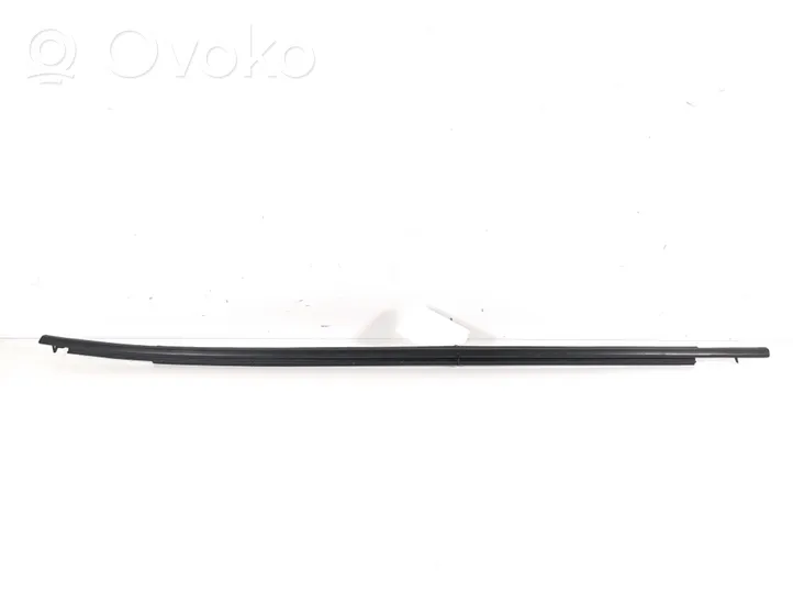 Toyota Corolla E210 E21 Moulures des vitres de la porte avant 7572002490