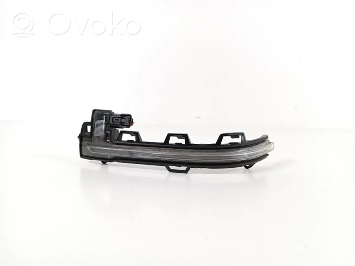 BMW X3 G01 Indicatore specchietto retrovisore 7441439