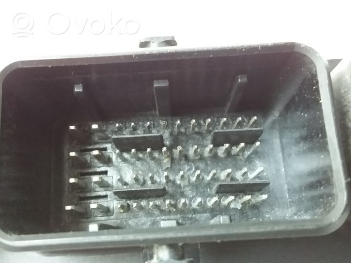 Renault Megane II Sterownik / Moduł ECU 8200334419