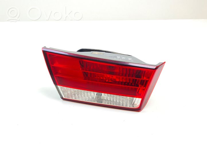 Hyundai Sonata Tailgate rear/tail lights 924033KO