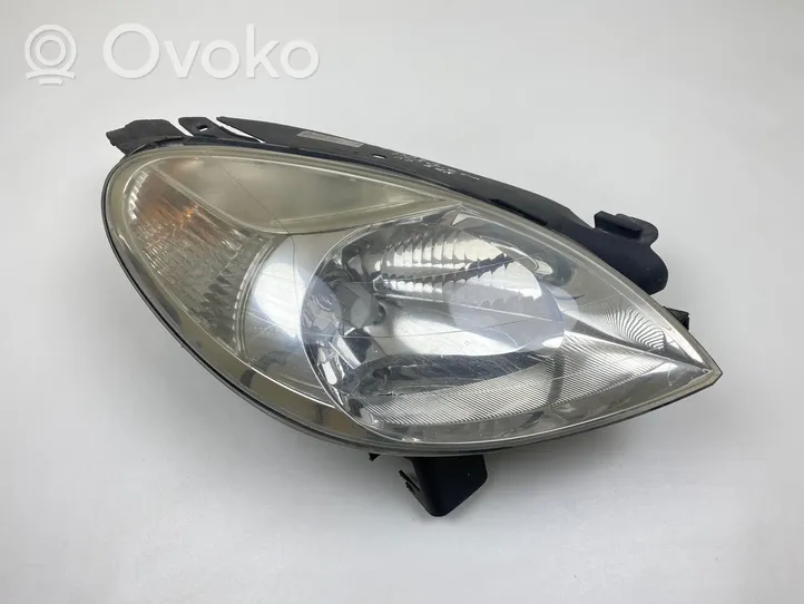 Citroen Xsara Picasso Lampa przednia 89310180