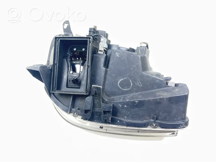 Citroen C5 Lampa przednia 9639319980