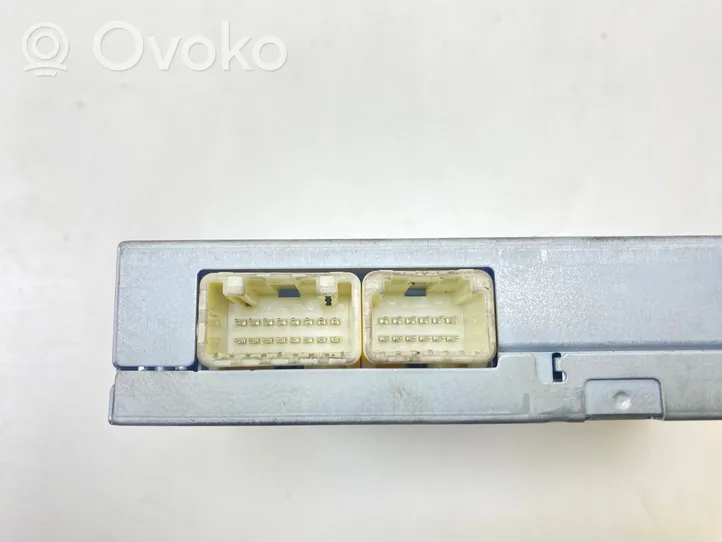 Toyota Verso USB-ohjainlaite 10R039717