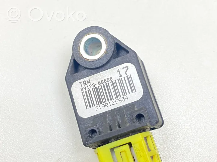 Toyota Verso Sensore d’urto/d'impatto apertura airbag 8917305050