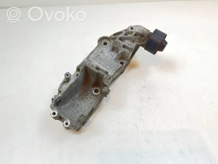 Nissan Qashqai Variklio tvirtinimo kronšteinas 8200881264