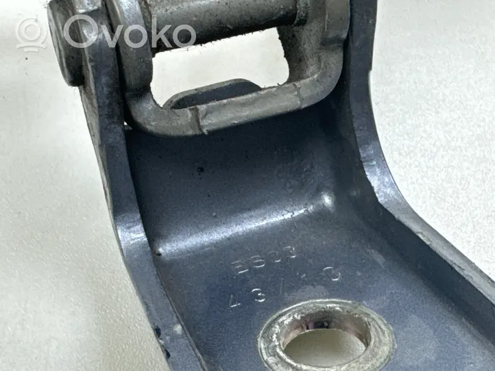 Toyota Verso Zawiasy drzwi tylnych / Komplet ES03