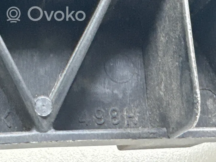 Toyota Corolla Verso E121 Uchwyt / Mocowanie zderzaka tylnego 498H
