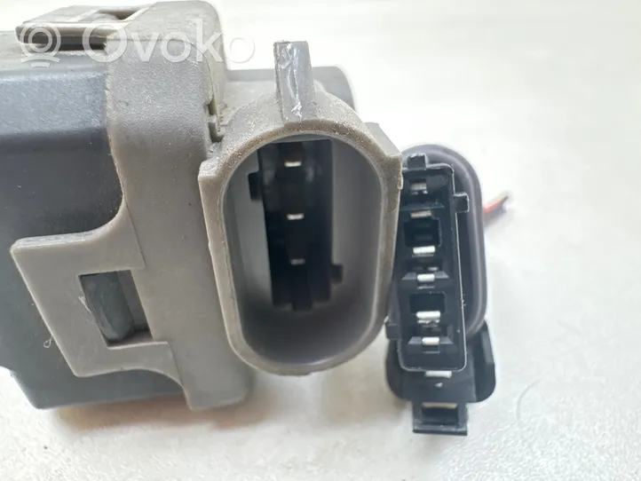 Nissan Qashqai Headlight level adjustment motor 00787843