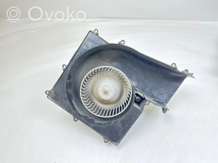 Nissan Primera Ventola riscaldamento/ventilatore abitacolo 27200AV704