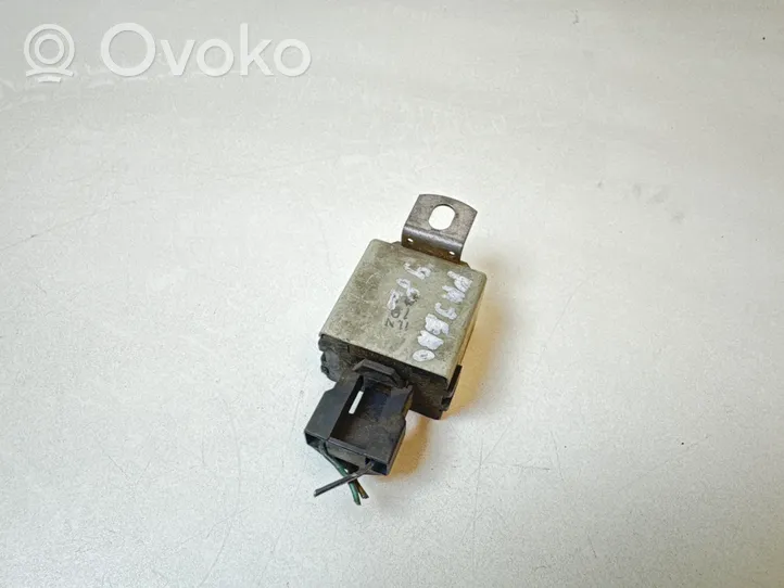 Mitsubishi Pajero Other relay MB894074