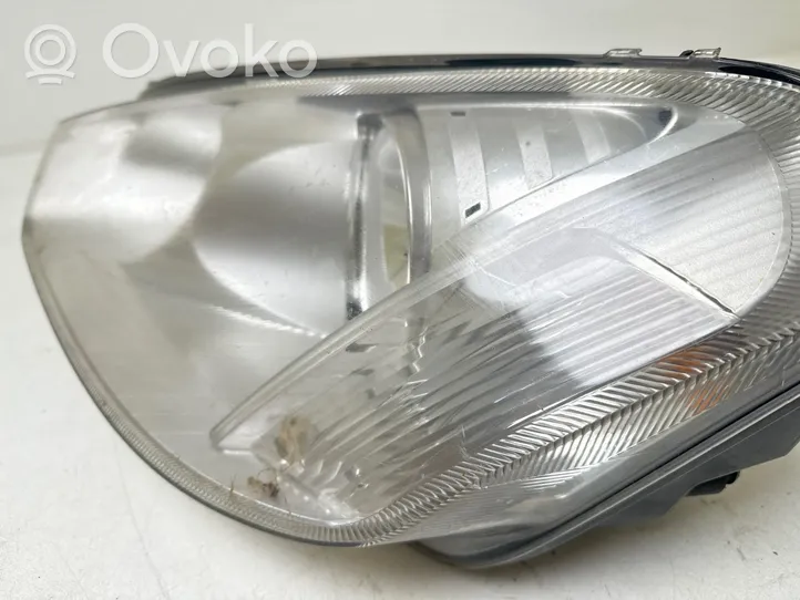 Ford C-MAX I Headlight/headlamp 153873