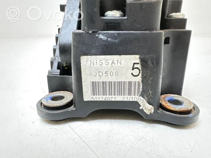 Nissan Qashqai Vaihteenvalitsimen verhoilu JD500