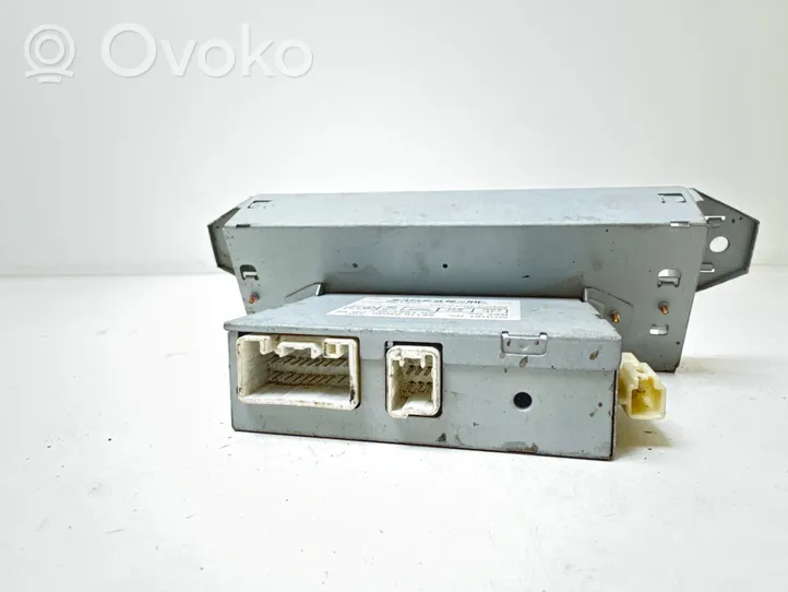 Toyota Avensis T250 Monitor / wyświetlacz / ekran 8611005020