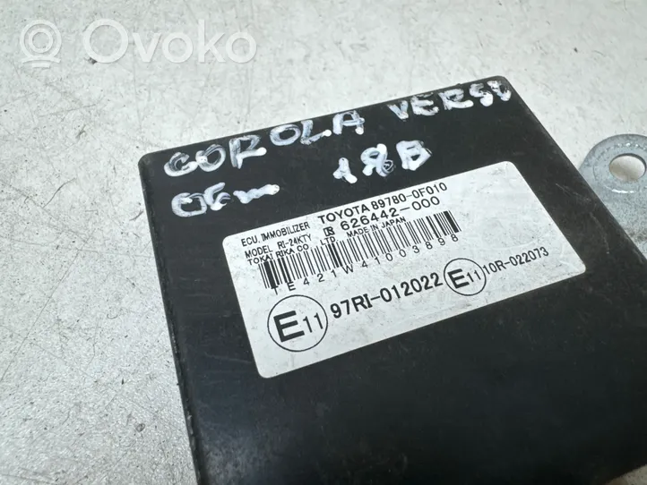 Toyota Corolla Verso AR10 Oven ohjainlaite/moduuli 897800F010