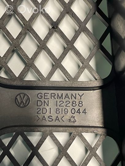 Volkswagen II LT Bonnet/hood grill 2D1819044