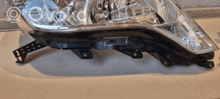 Toyota Land Cruiser (J150) Lampy przednie / Komplet 