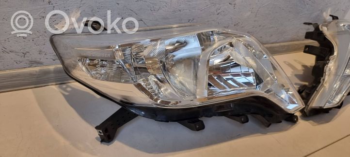 Toyota Land Cruiser (J150) Lampy przednie / Komplet 