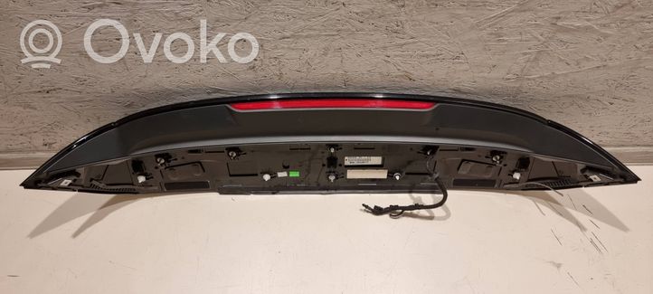 Volkswagen Golf VIII Spoiler del portellone posteriore/bagagliaio 5H6827934