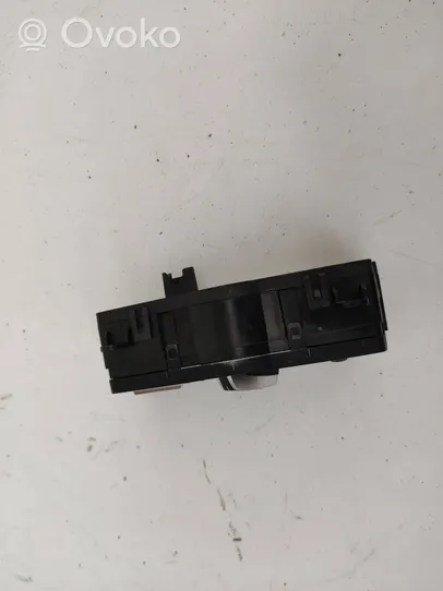 BMW 7 F01 F02 F03 F04 Light switch 9204067