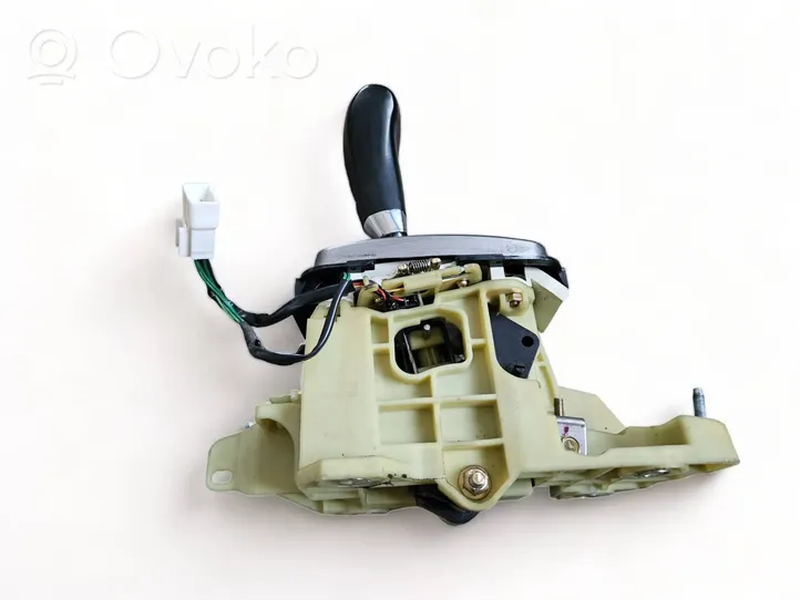 KIA Sorento Gear selector/shifter (interior) PA66GF30