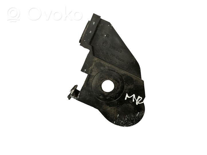 BMW 3 E46 Front bumper mounting bracket 7030620