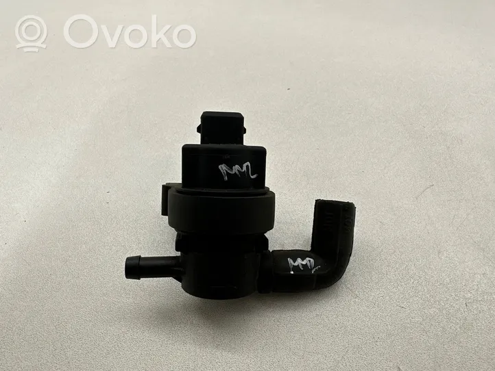 Mercedes-Benz S W221 Vacuum valve 0004703593