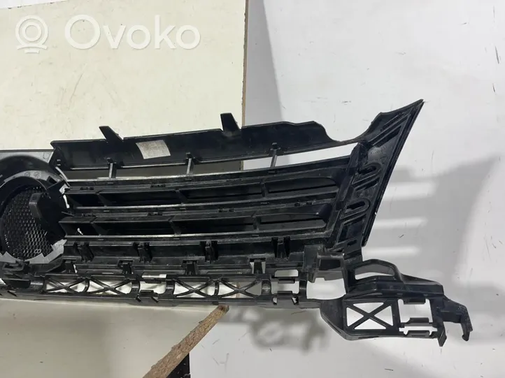 Volkswagen Caddy Maskownica / Grill / Atrapa górna chłodnicy 2K5853651