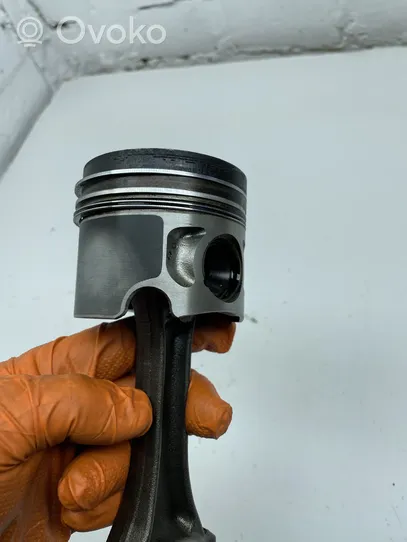 Volkswagen Sharan Piston with connecting rod 045C