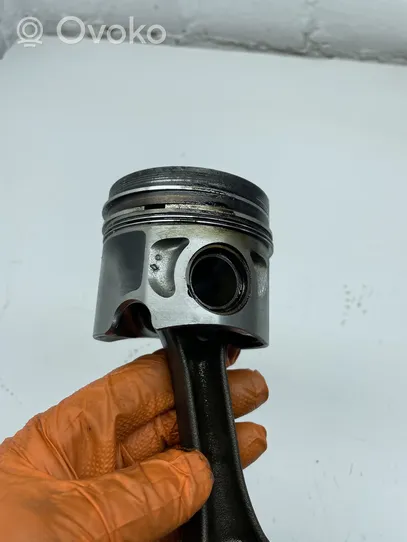 Volkswagen Sharan Piston with connecting rod 045C