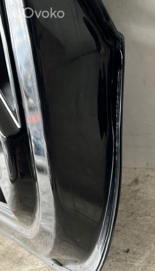 BMW 2 F45 Tylna klapa bagażnika 