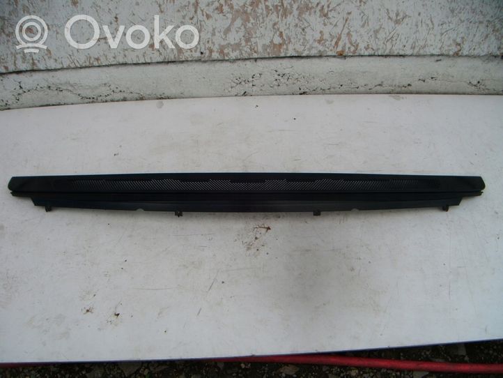 Mercedes-Benz Vaneo W414 Rivestimento del tergicristallo A4148300018