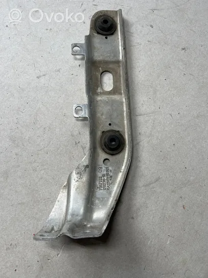 BMW 7 G11 G12 Soporte para el marco panal de radiador 7357222