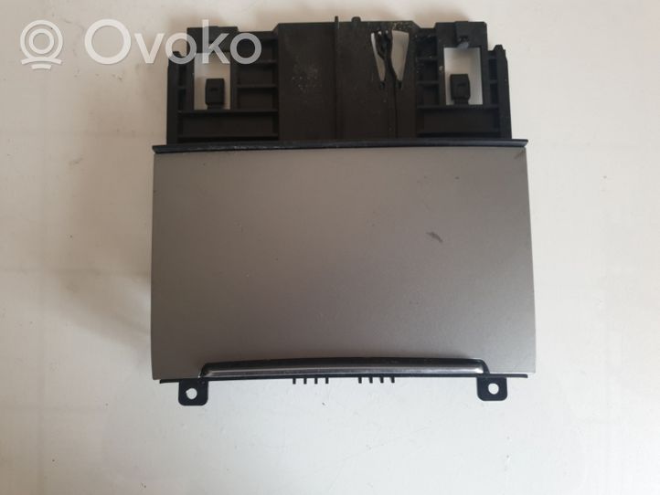 Audi A6 S6 C7 4G Panel popielniczki przedniej tunelu środkowego 4G0863273