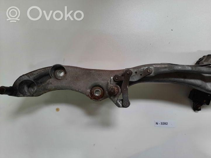 BMW 7 E65 E66 Galinio stiklo valytuvo mechanizmas 0390241832