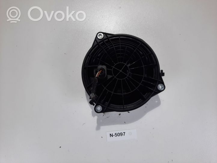 Volkswagen Polo V 6R Bagažinės dangčio atidarymo jungtukas 6R6827469