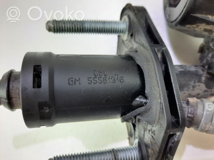 Opel Astra J Cylindre récepteur d'embrayage 55561816