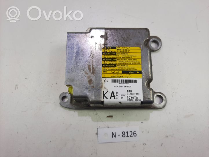 Toyota Avensis T270 Oro pagalvių valdymo blokas 8917005250