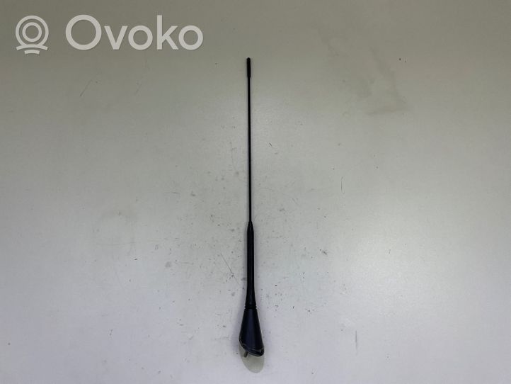 Ford Kuga I Radio antenna 