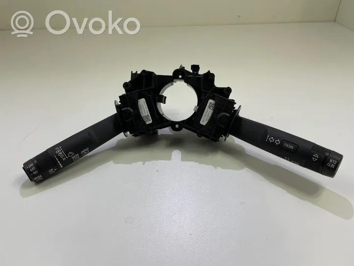 Opel Mokka X Leva/interruttore dell’indicatore di direzione e tergicristallo 52087550