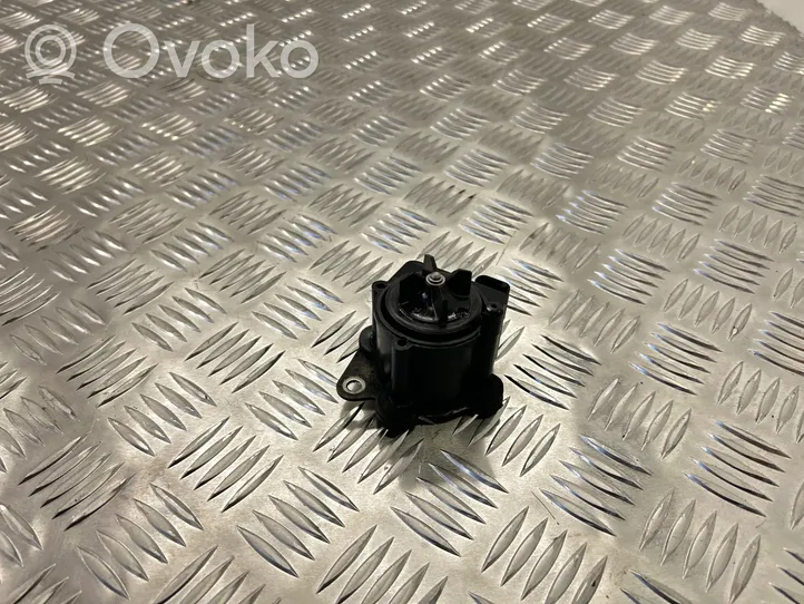 Volvo V60 Pompe à eau de liquide de refroidissement 31338211