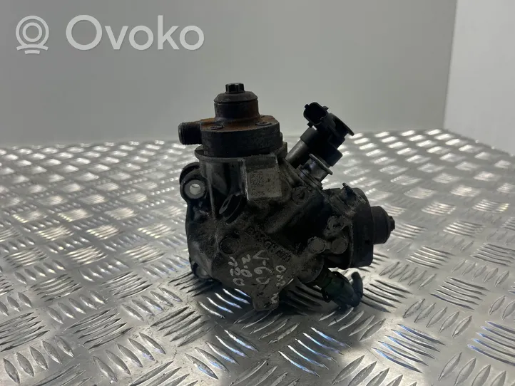 Volvo V60 Polttoaineen ruiskutuksen suurpainepumppu 31272896